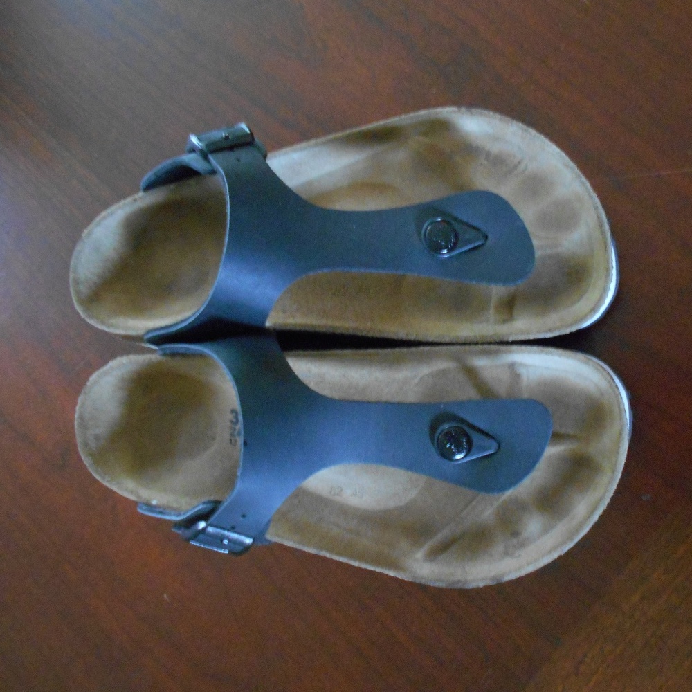 Papillio Birkenstock Gizeh Black Platform Sandals